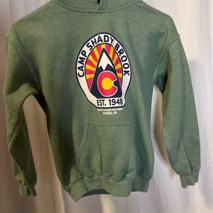 Thick pull over hooded sweatshirt